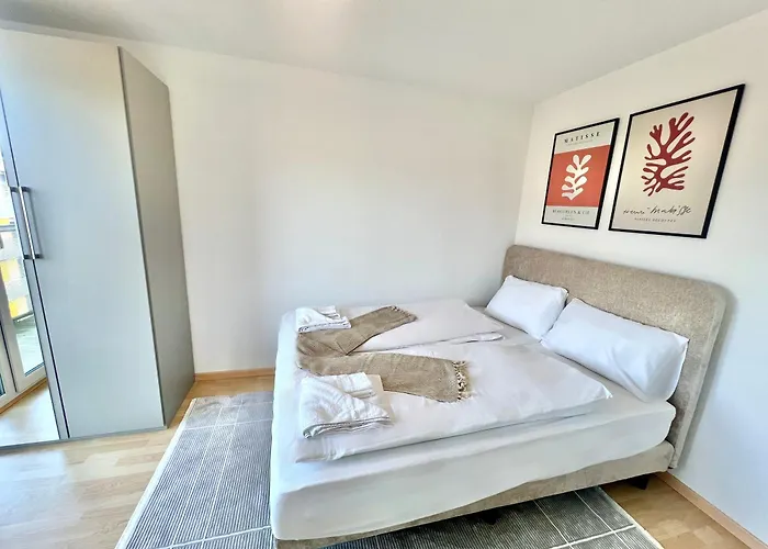 Wa - Penthouse 6 Pax Apartment